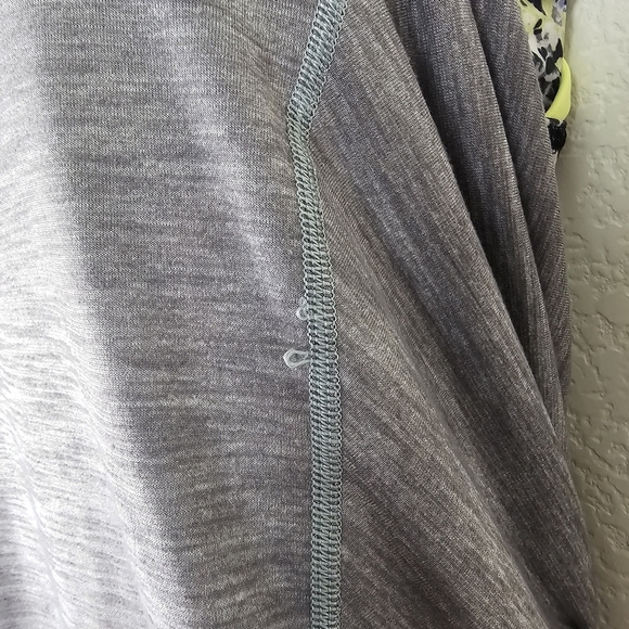 Lululemon Wild Tank Open Crossback Heathered Gray / Neon Yellow Size 6 - Picture 13 of 13